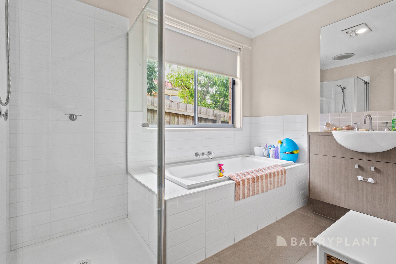 12A Luca Place, Pakenham, VIC 3810, Pakenham - Thumbnail 8