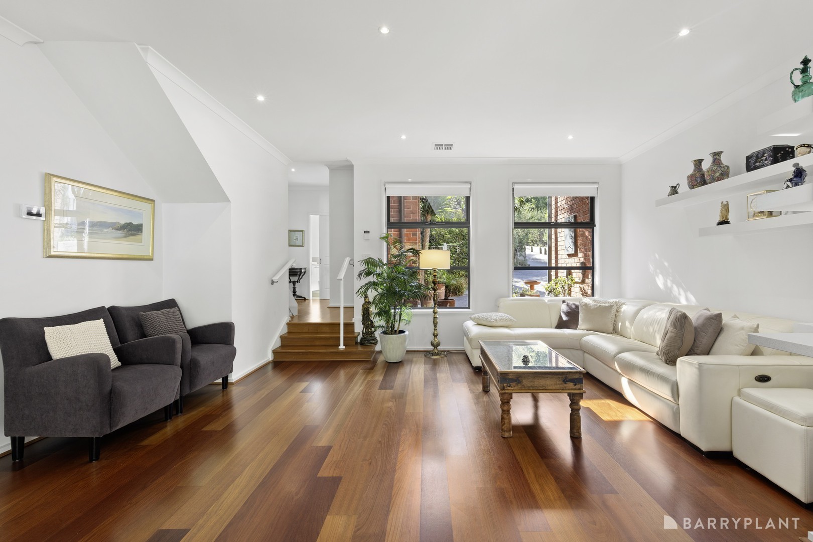 12A Shasta Avenue, Ringwood East, VIC 3135 - Thumbnail 2 - 23/04/2025