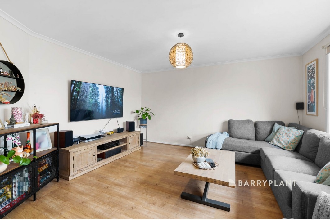 12A Tomasetti Crescent, Narre Warren, VIC 3805, Narre Warren - Thumbnail 2
