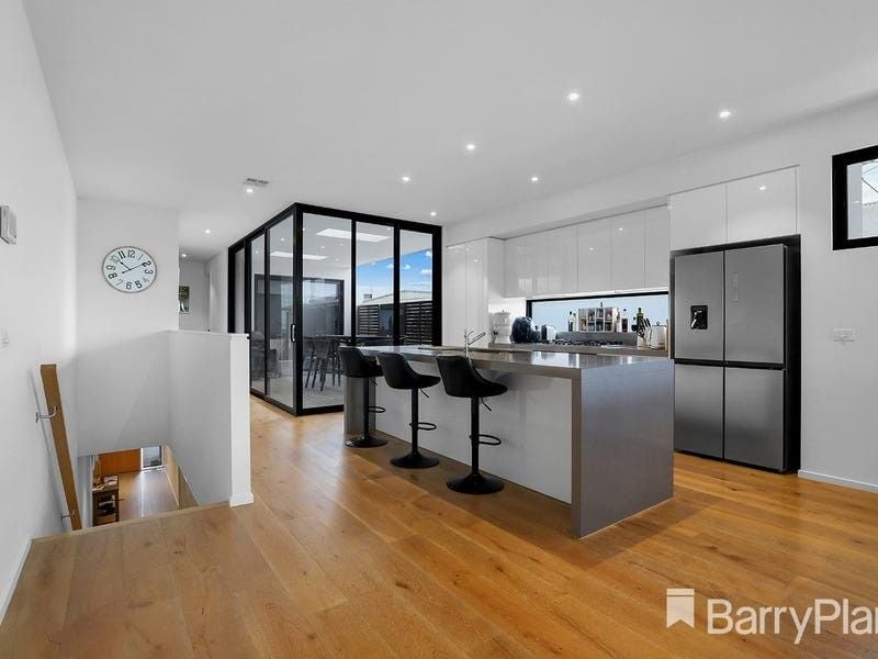 12B Harding Av, Bonbeach, VIC 3196 - Thumbnail 2 - 08/04/2025