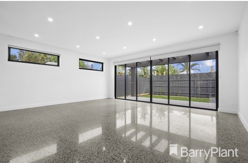 12B Ivan Av, Edithvale, VIC 3196 - Thumbnail 2 - 09/09/2026