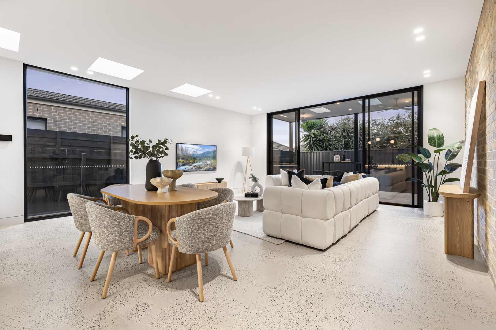 12B Landy Street, Reservoir, VIC 3073, Reservoir - Thumbnail 3