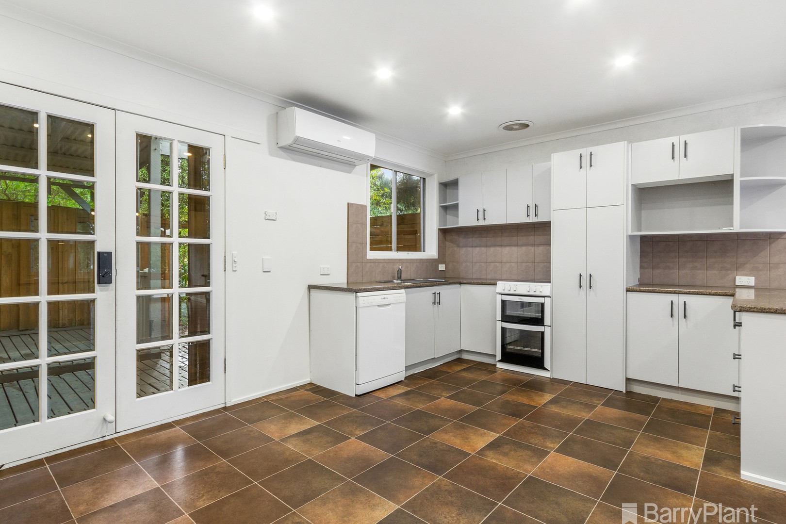 13/10-12 Ray Street, Croydon, VIC 3136, Croydon - Thumbnail 2