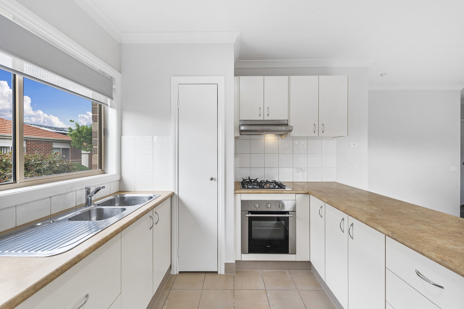 13/12 - 32 Pecks RoadSydenham, VIC 3037, Sydenham - Thumbnail 4