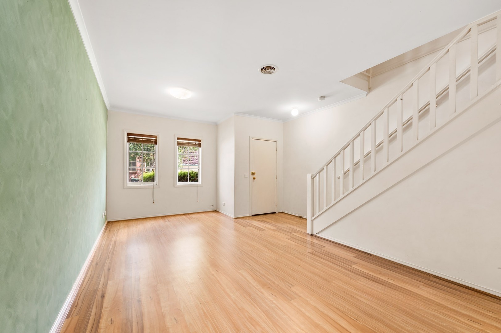13/207-209 Reynolds Road, Doncaster East, VIC 3109 - Thumbnail 1 - 01/05/2026