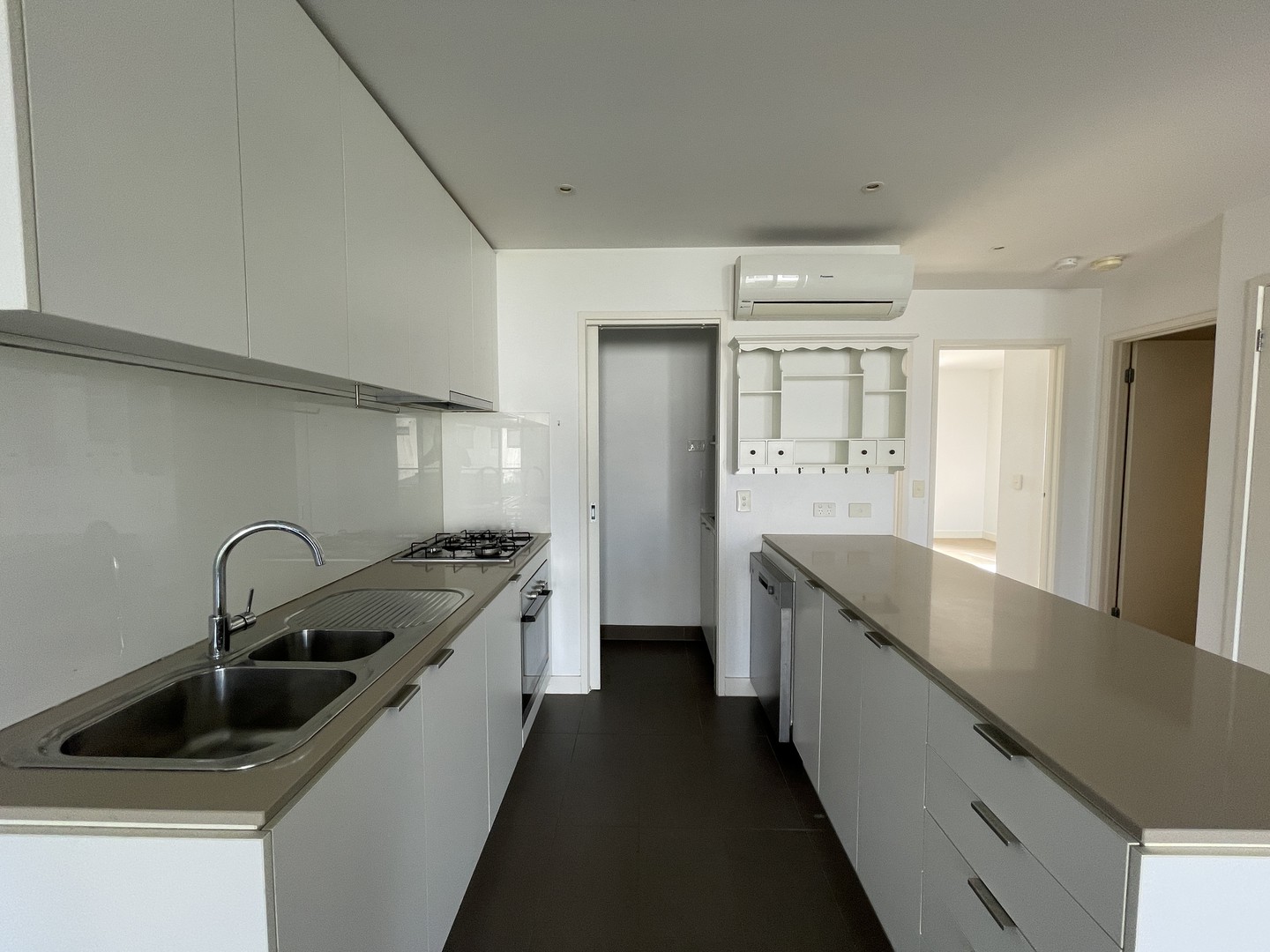 13/217-219 Watton Street, Werribee, VIC 3030, Werribee - Thumbnail 2