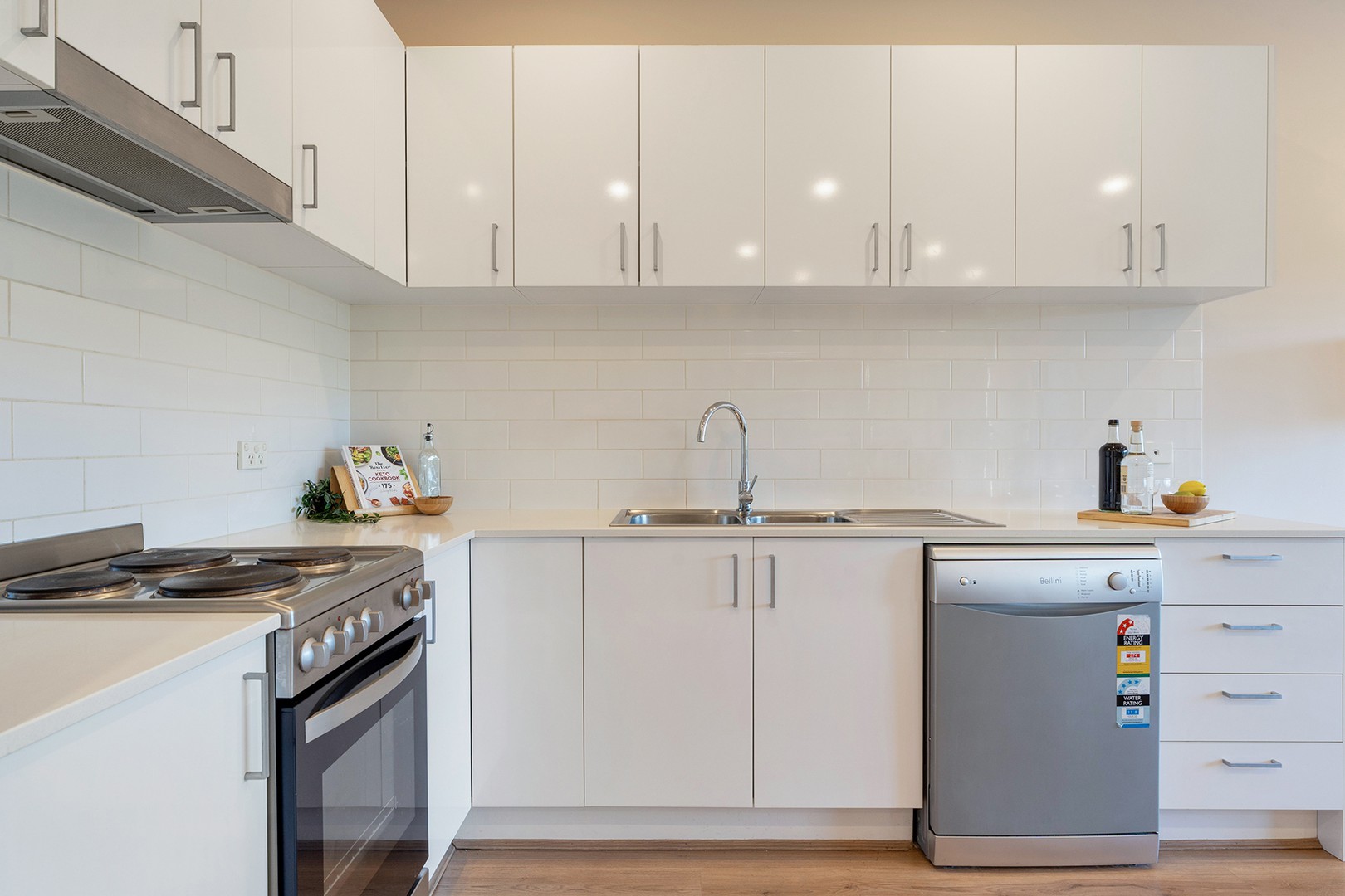 13/3 Crockett Avenue, Craigieburn, VIC 3064 - Thumbnail 2 - 07/04/2026