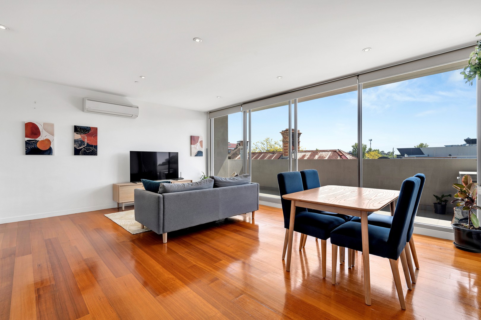 13/32 Napier Street, Essendon, VIC 3040 - Thumbnail 2 - 04/10/2024