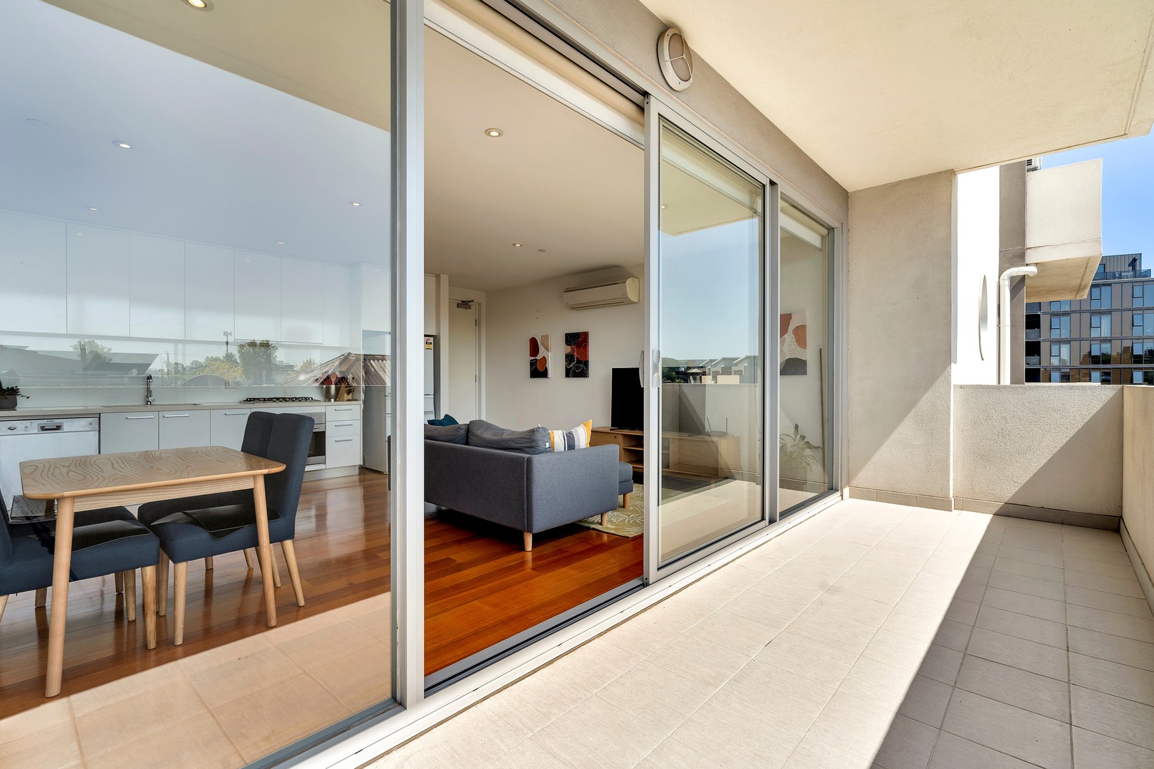 13/32 Napier Street, Essendon, VIC 3040 - Thumbnail 2 - 04/10/2024
