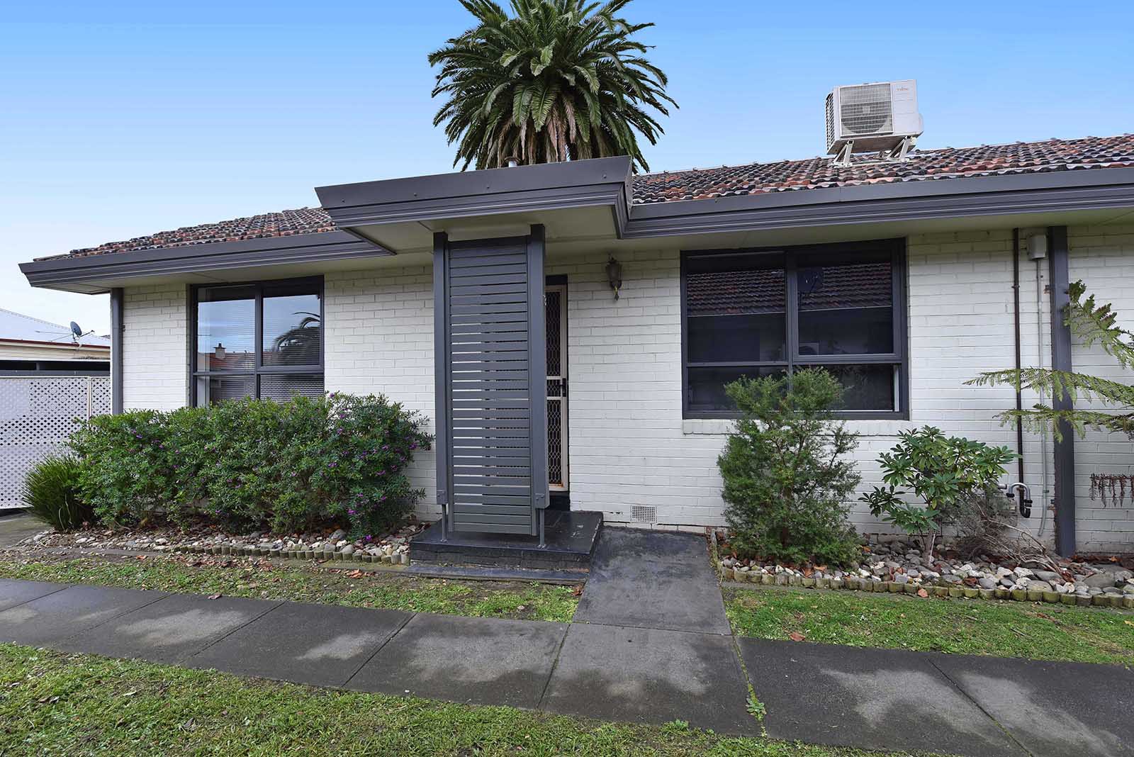 13/37 Grice Crescent, Essendon, VIC 3040 - Thumbnail 2 - 31/07/2025