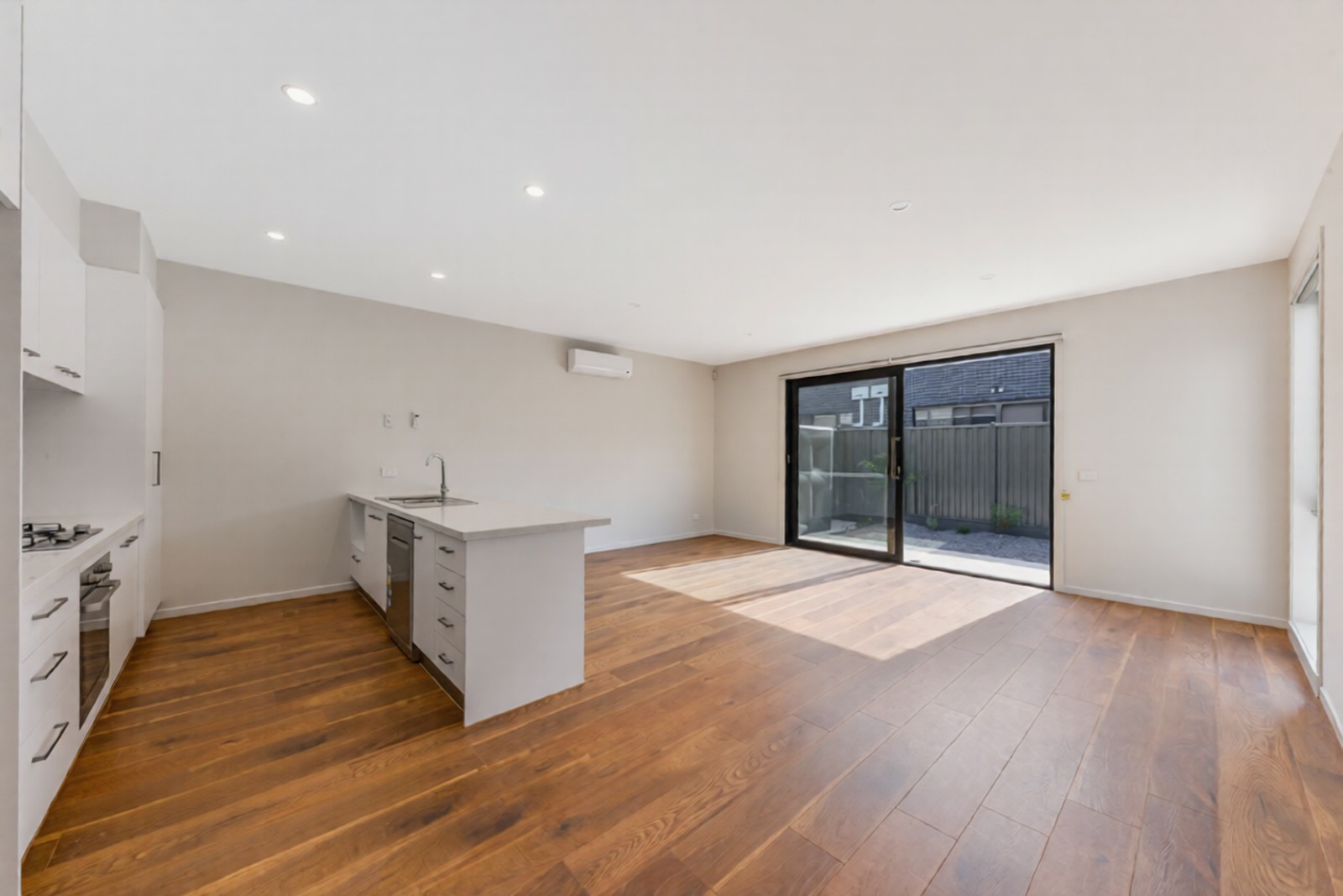 13/42 Trickey Avenue, Sydenham, VIC 3037, Sydenham - Thumbnail 4
