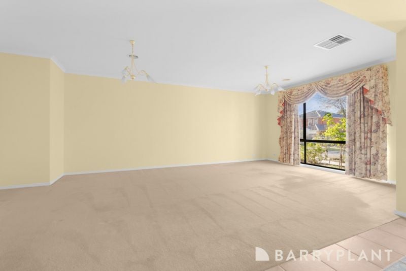 13 Aisha Cr, Dingley Village, VIC 3172, Dingley Village - Thumbnail 5