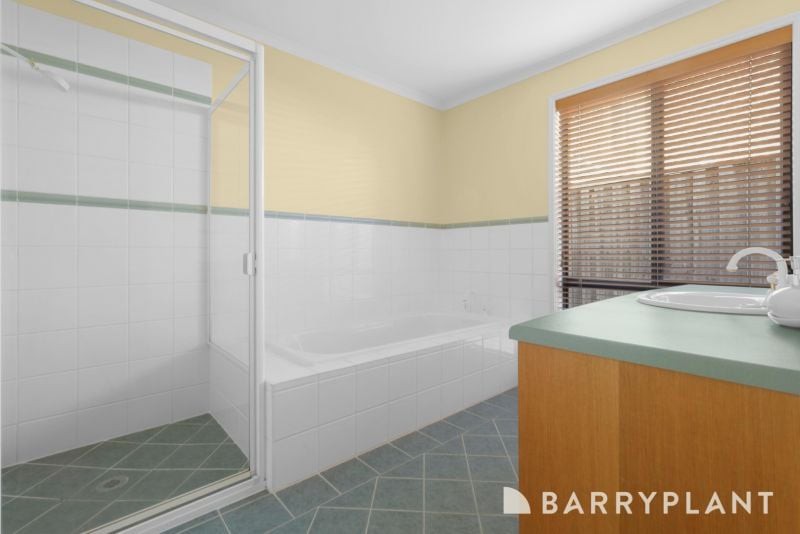 13 Aisha Cr, Dingley Village, VIC 3172, Dingley Village - Thumbnail 7