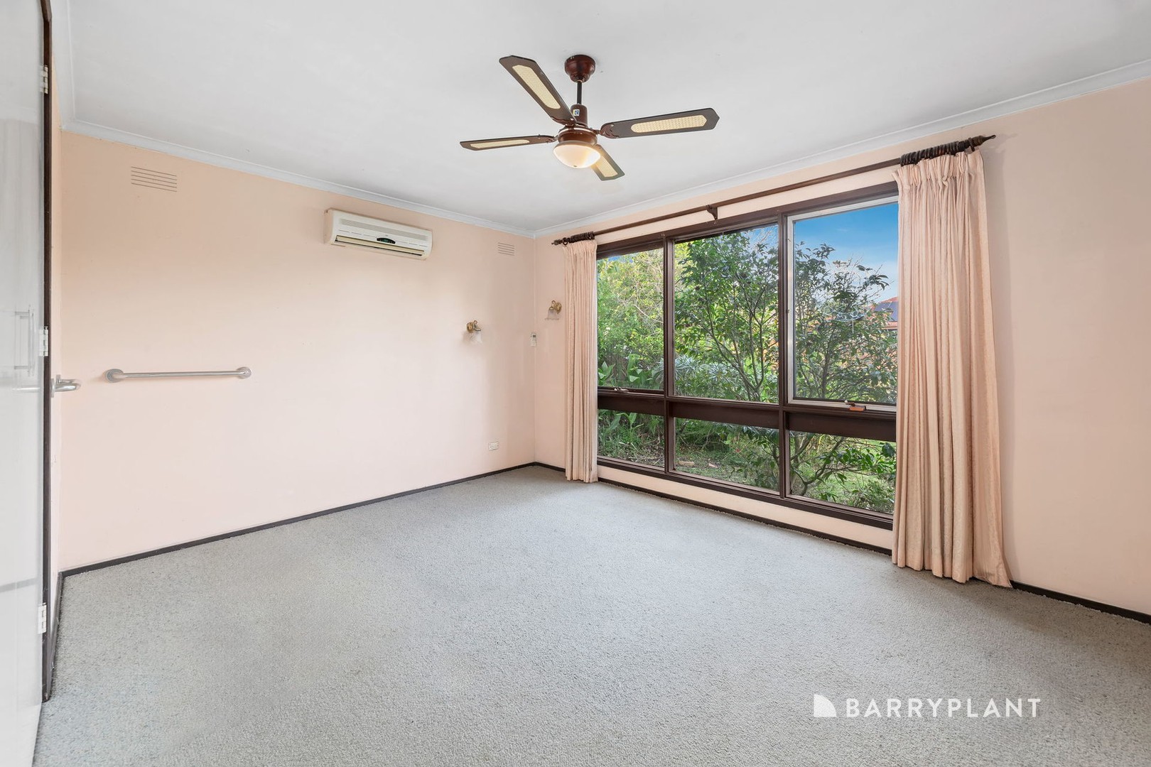 13 Allanfield Crescent, Wantirna South, VIC 3152, Wantirna South - Thumbnail 5