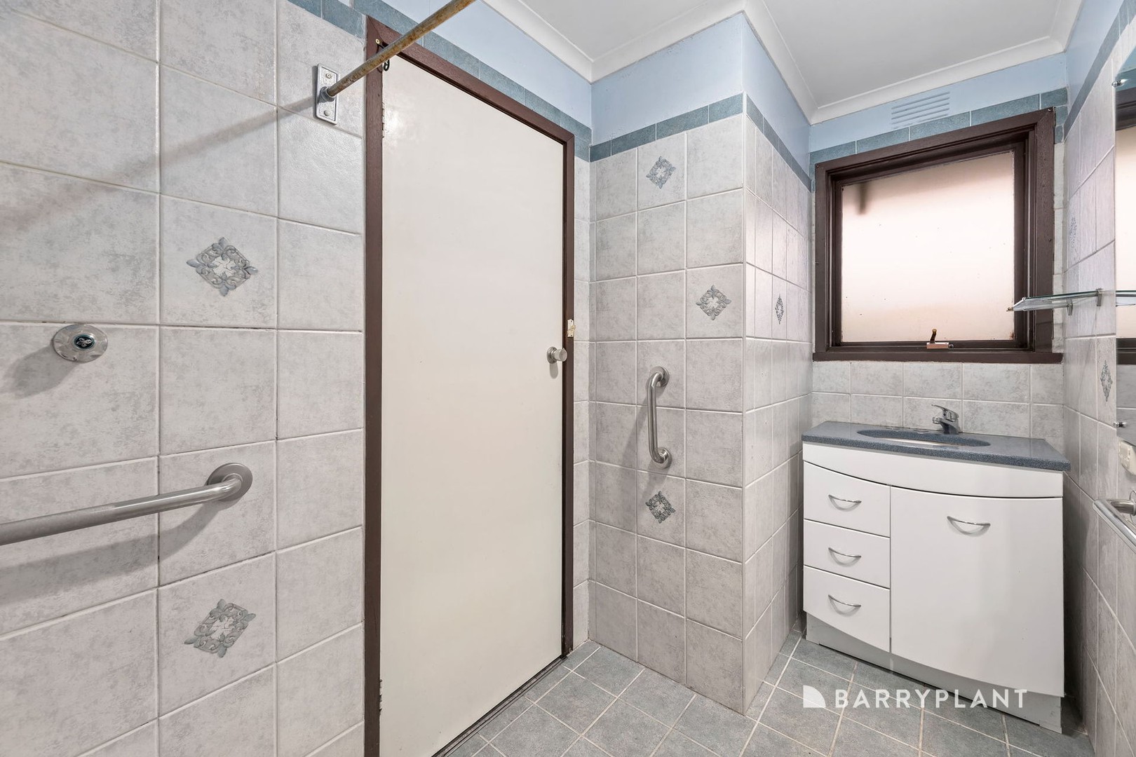 13 Allanfield Crescent, Wantirna South, VIC 3152, Wantirna South - Thumbnail 6