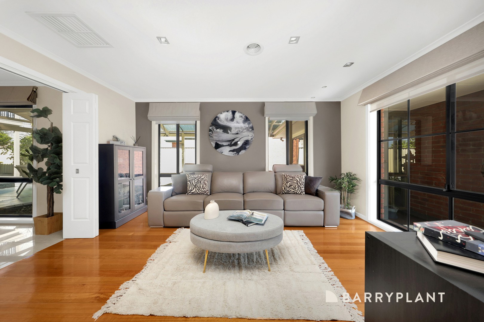 13 Allwyn Crescent, Mill Park, VIC 3082, Mill Park - Thumbnail 3