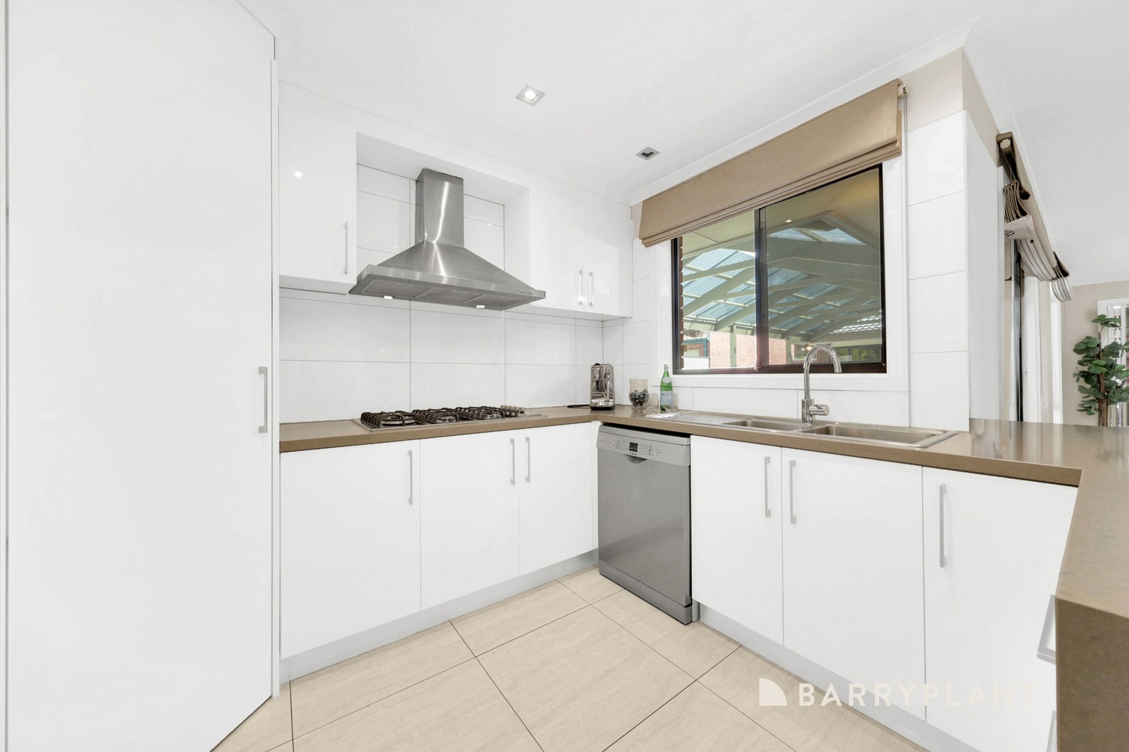 13 Allwyn Crescent, Mill Park, VIC 3082, Mill Park - Thumbnail 5