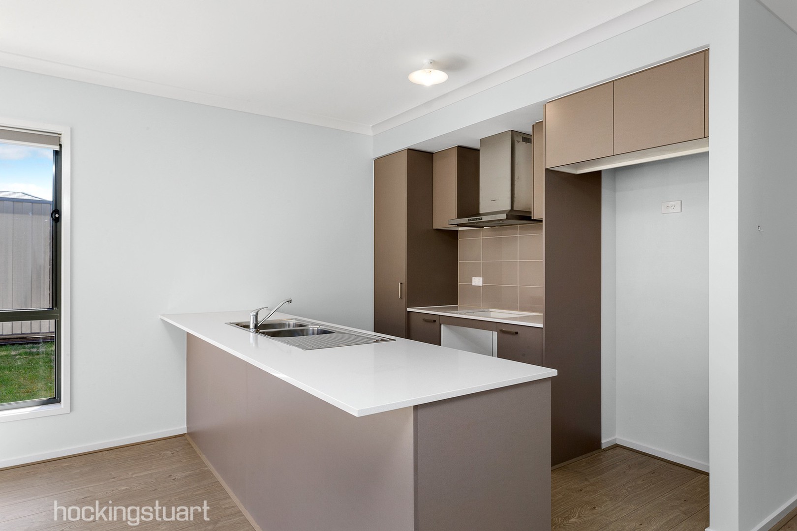 13 Amberfish Walk, Tarneit, VIC 3029, Tarneit - Thumbnail 3