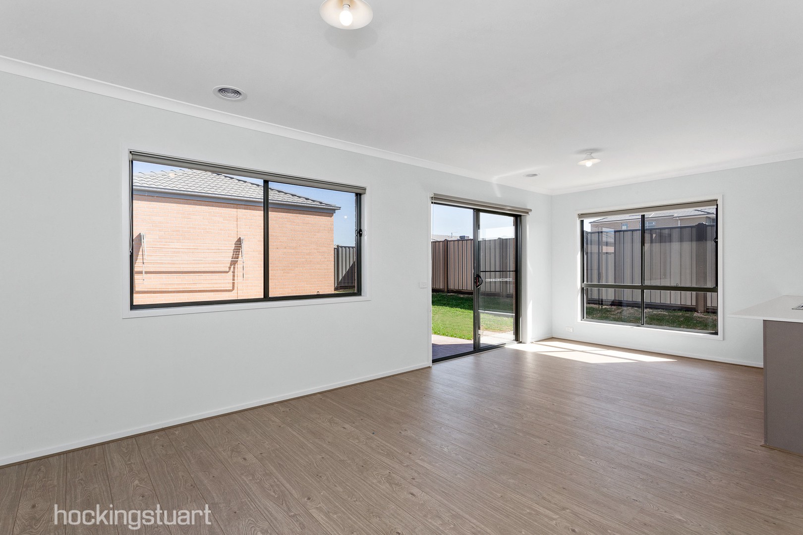 13 Amberfish Walk, Tarneit, VIC 3029, Tarneit - Thumbnail 4