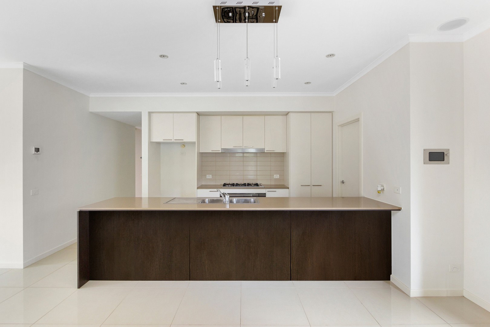 13 Appledale Way, Wantirna South, VIC 3152, Wantirna South - Thumbnail 4