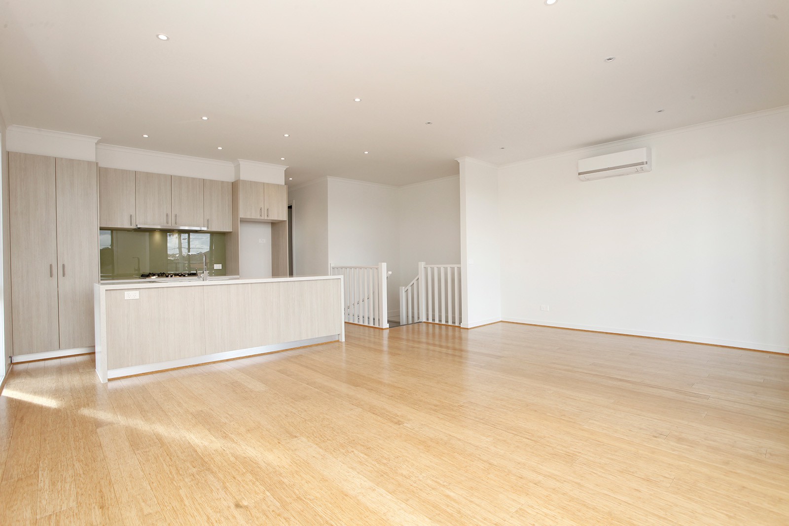 13 Bailey Crescent, Oak Park, VIC 3046, Oak Park - Thumbnail 2