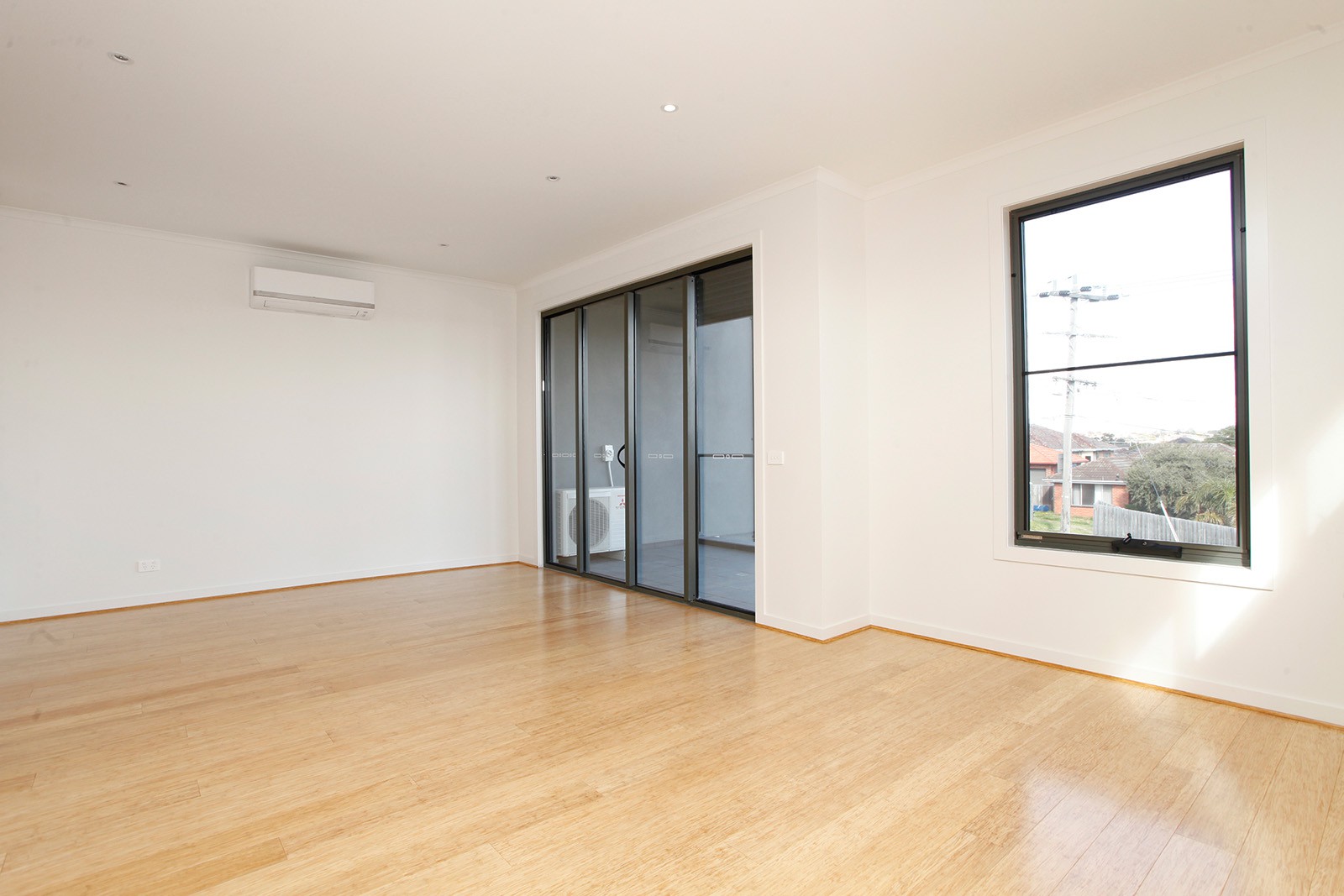 13 Bailey Crescent, Oak Park, VIC 3046, Oak Park - Thumbnail 5