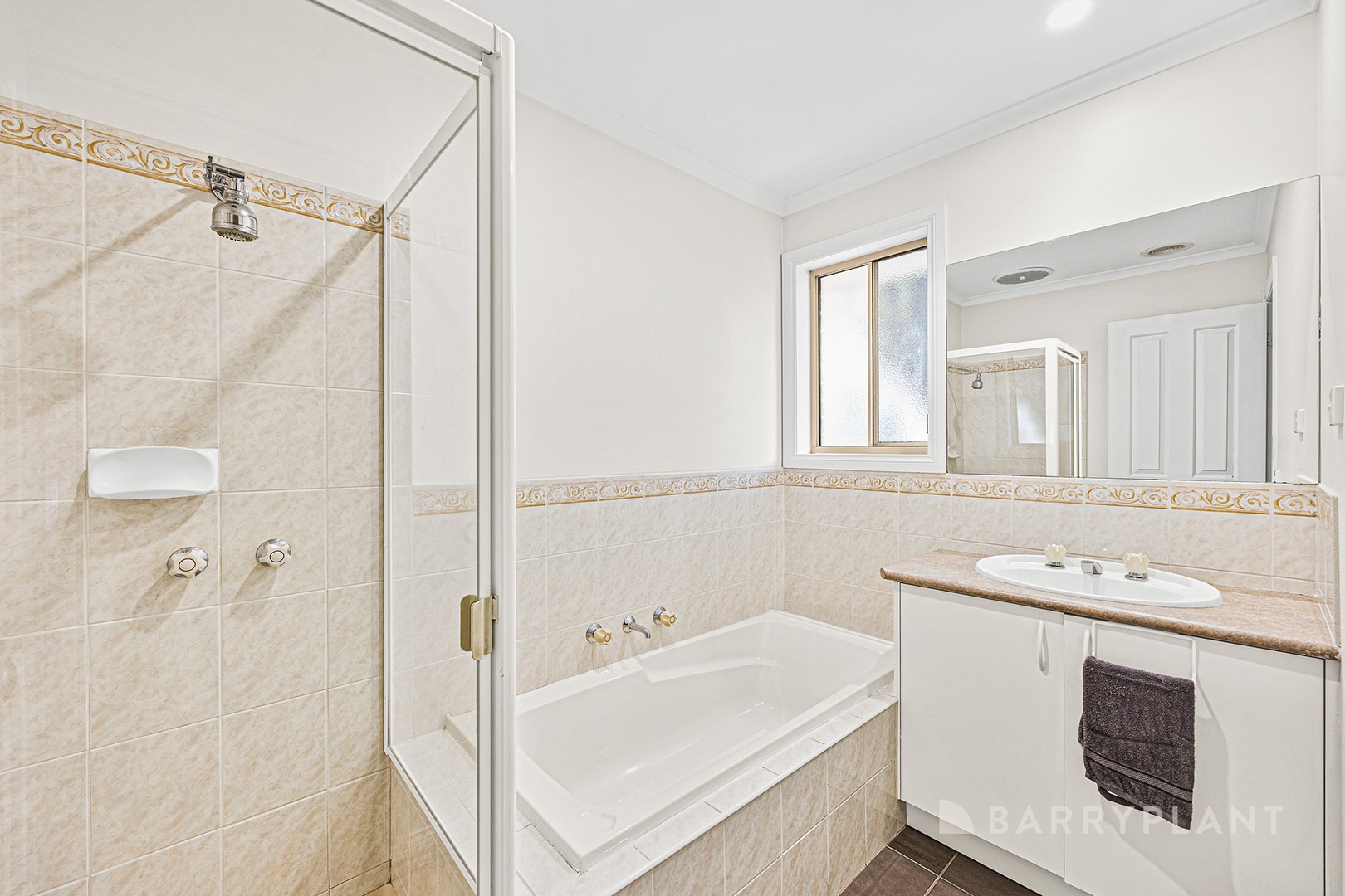 13 Balmaceda Court, Berwick, VIC 3806, Berwick - Thumbnail 6
