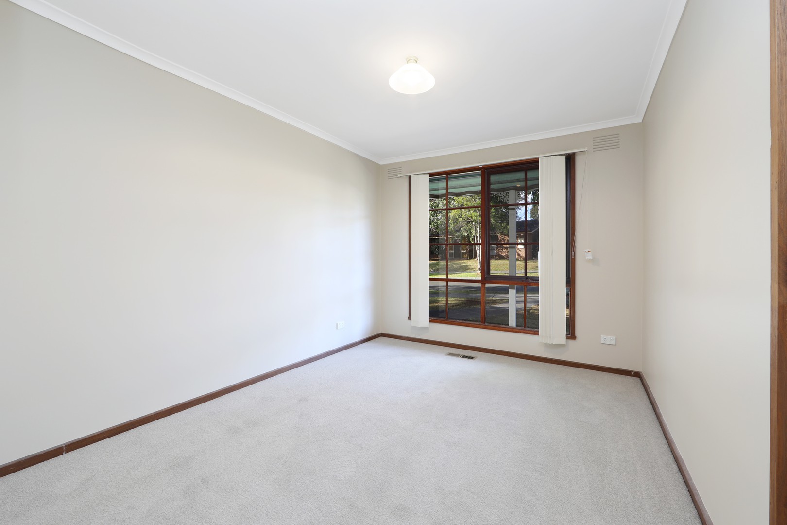 13 Beverley Street, Scoresby, VIC 3179, Scoresby - Thumbnail 2