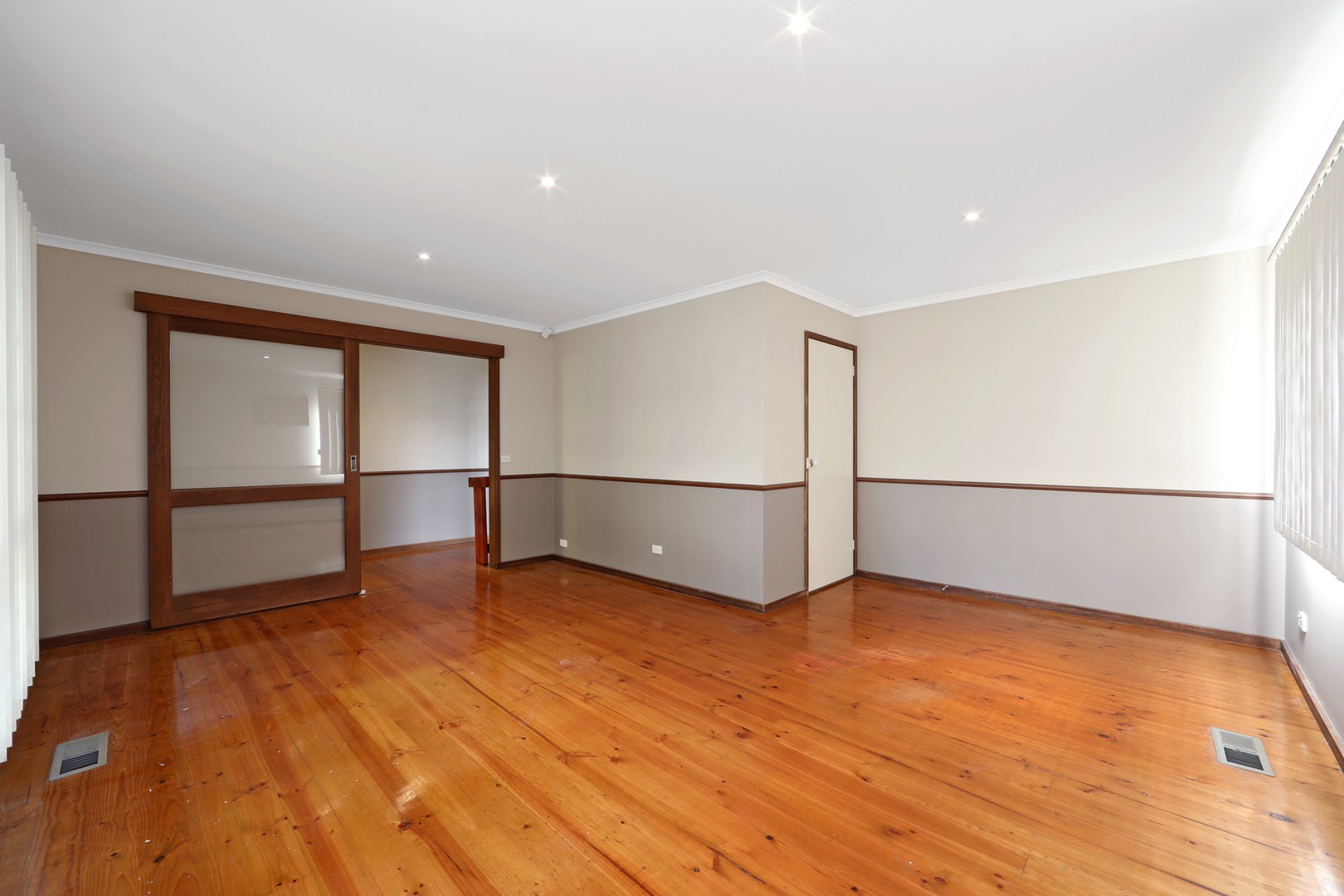 13 Beverley Street, Scoresby, VIC 3179, Scoresby - Thumbnail 4