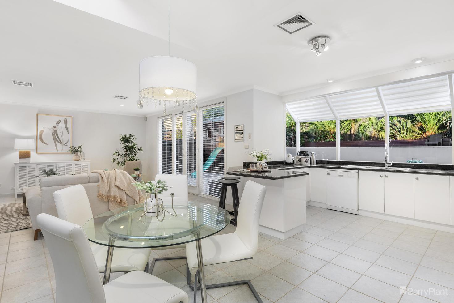 13 Beverly Hills Drive, Templestowe, VIC 3106, Templestowe - Thumbnail 5