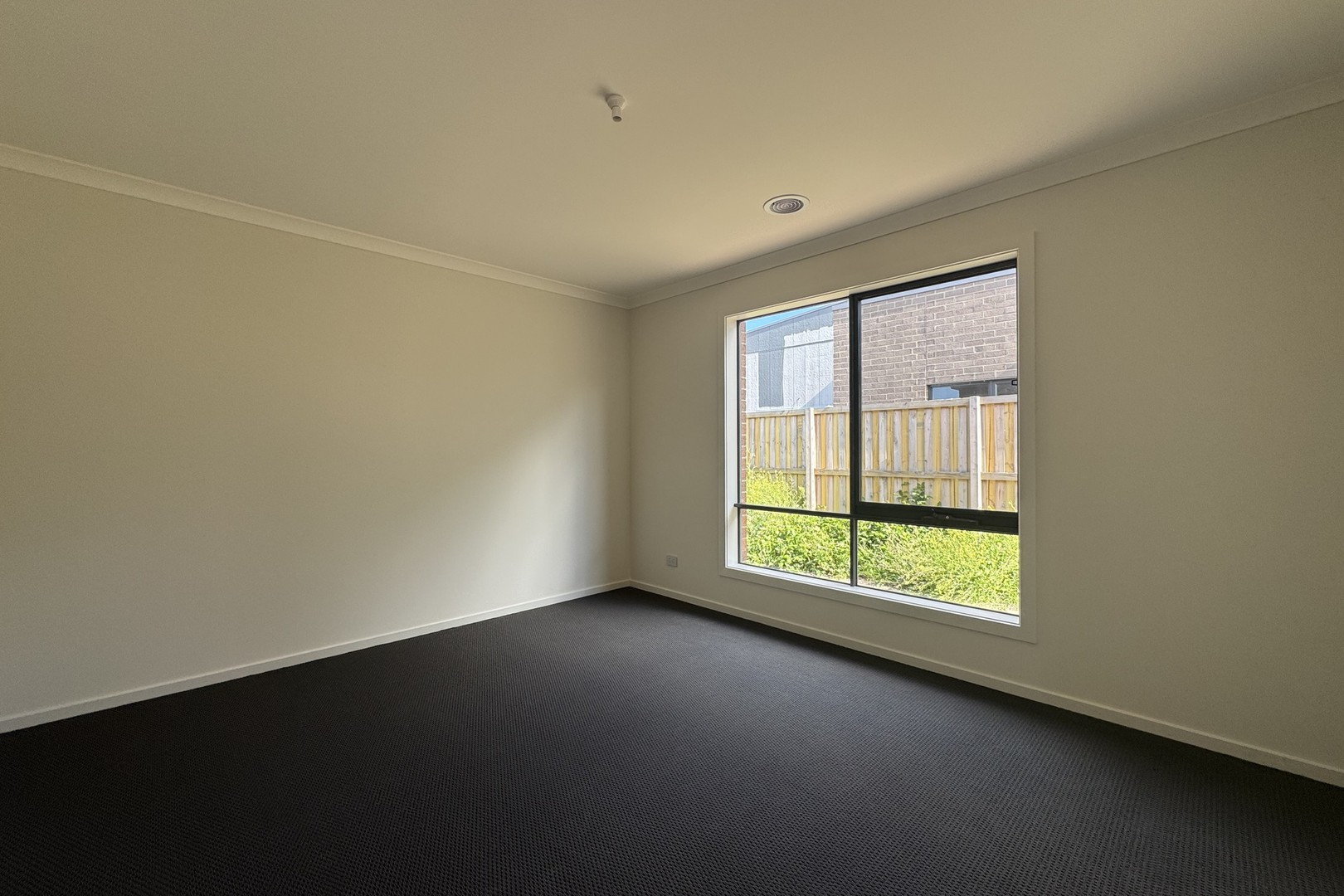 13 Birmingham Road, Cranbourne East, VIC 3977, Cranbourne East - Thumbnail 7