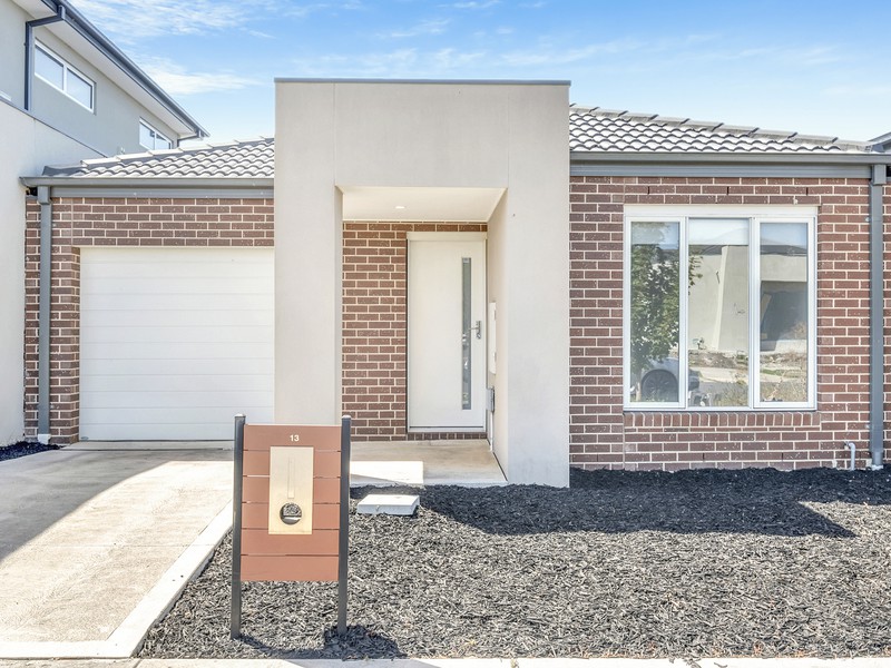 13 Bisham Street, Mickleham, VIC 3064 - Image - 24/08/2026