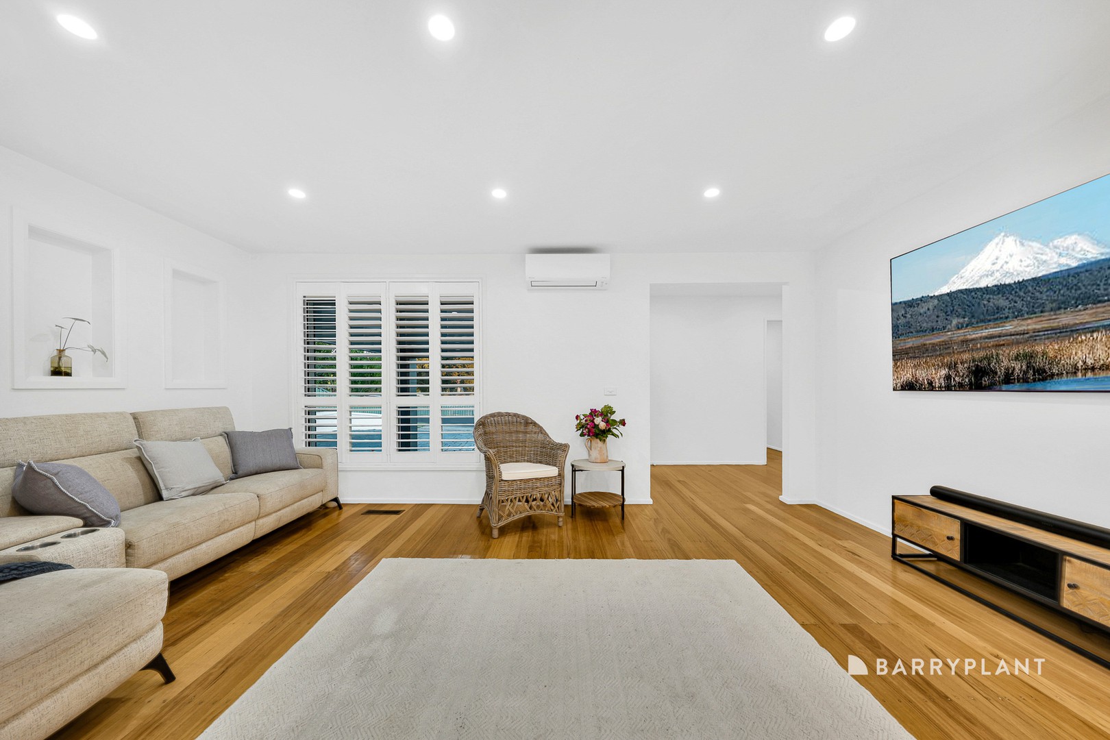 13 Blackman Avenue, Mill Park, VIC 3082, Mill Park - Thumbnail 3