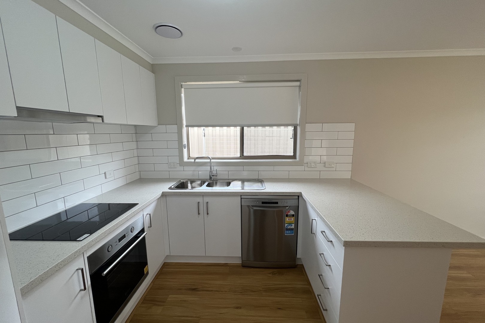 13 Braddon Court, Hillside, VIC 3037, Hillside - Thumbnail 2