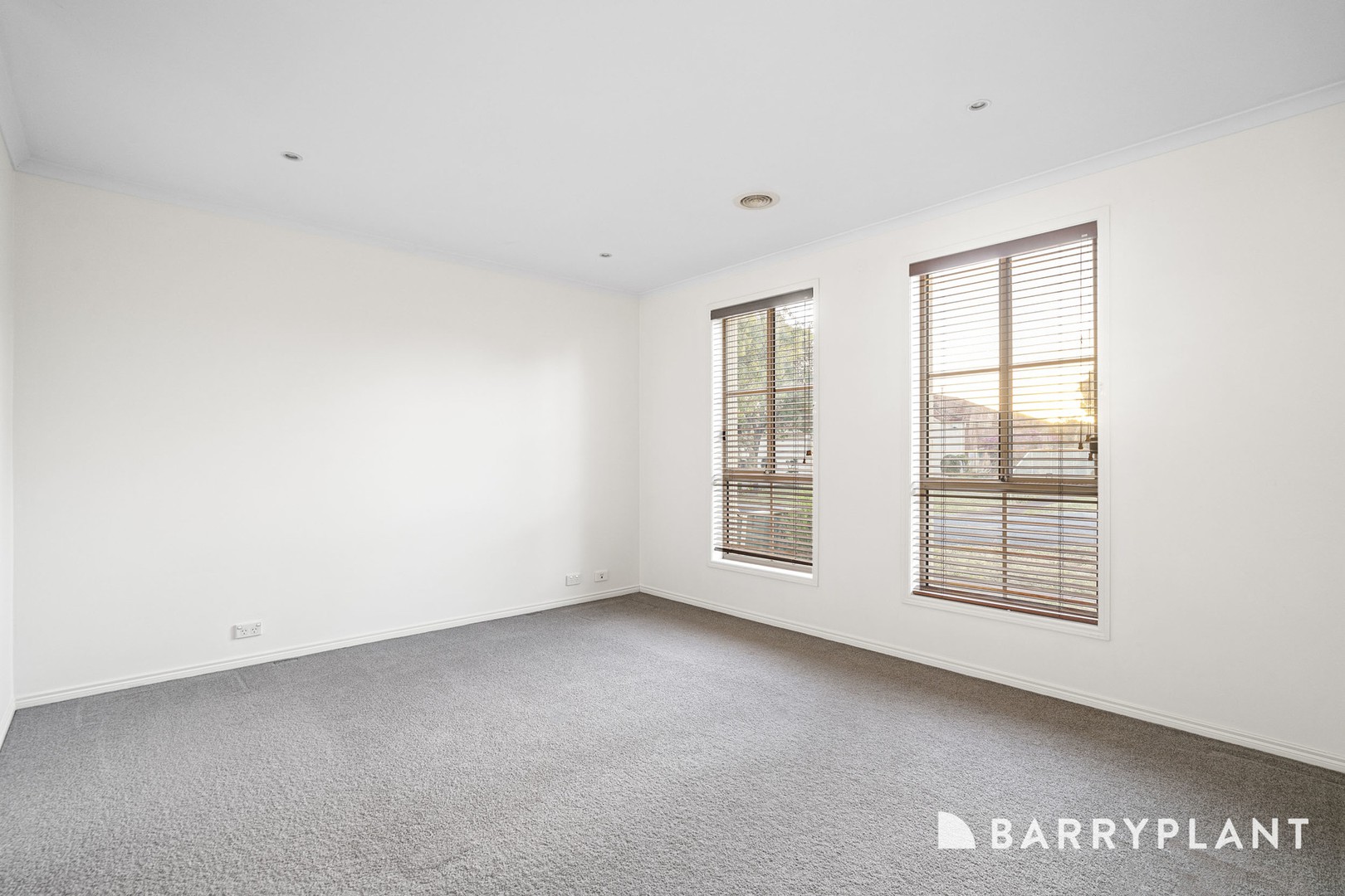 13 Brampton Close, Point Cook, VIC 3030, Point Cook - Thumbnail 4