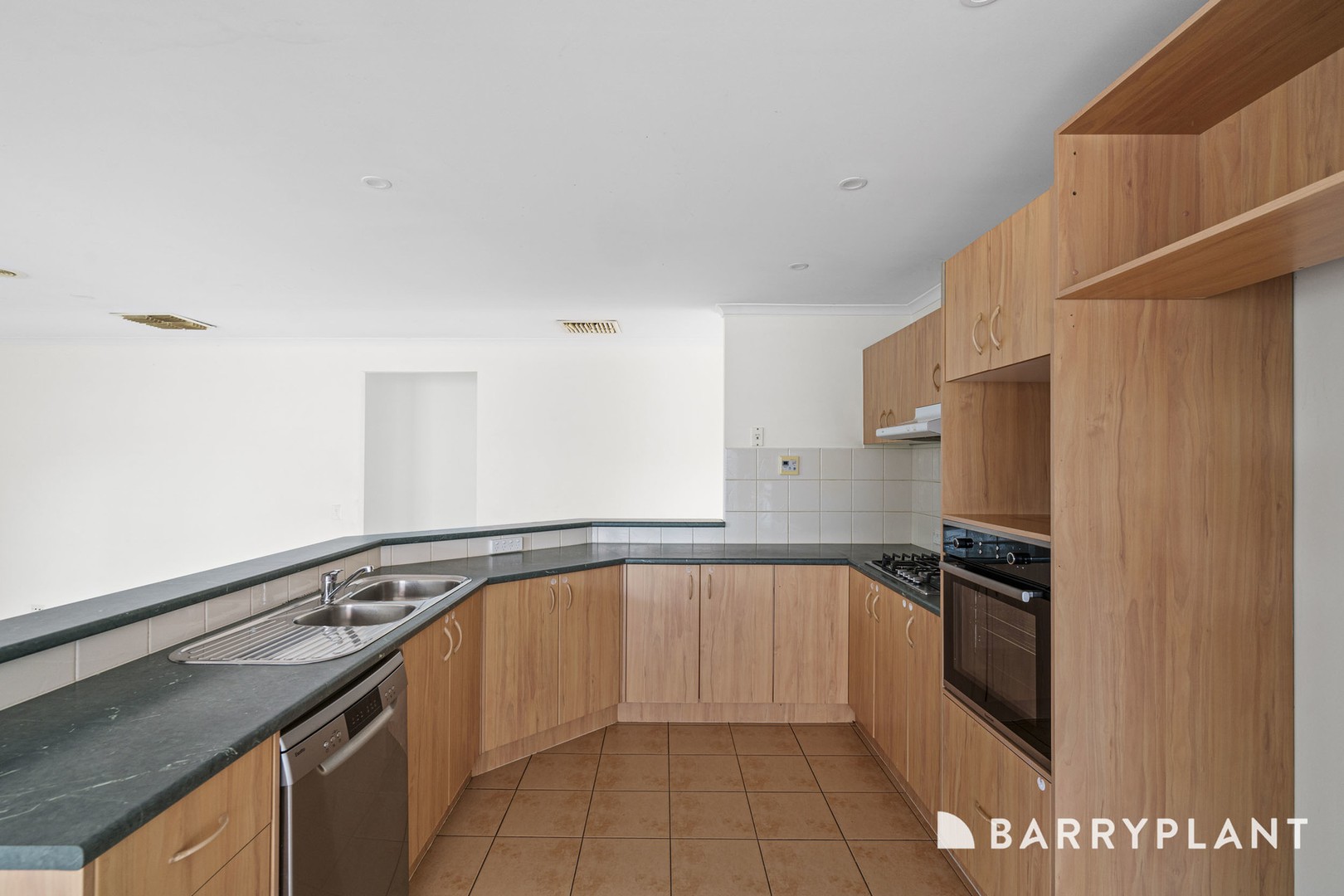 13 Brampton Close, Point Cook, VIC 3030, Point Cook - Thumbnail 7
