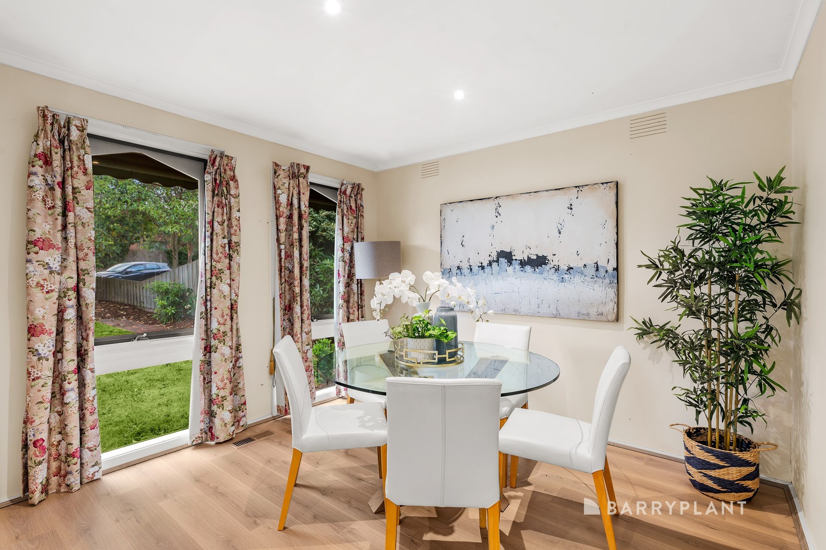 13 Brentwood Drive, Wantirna, VIC 3152, Wantirna - Thumbnail 2