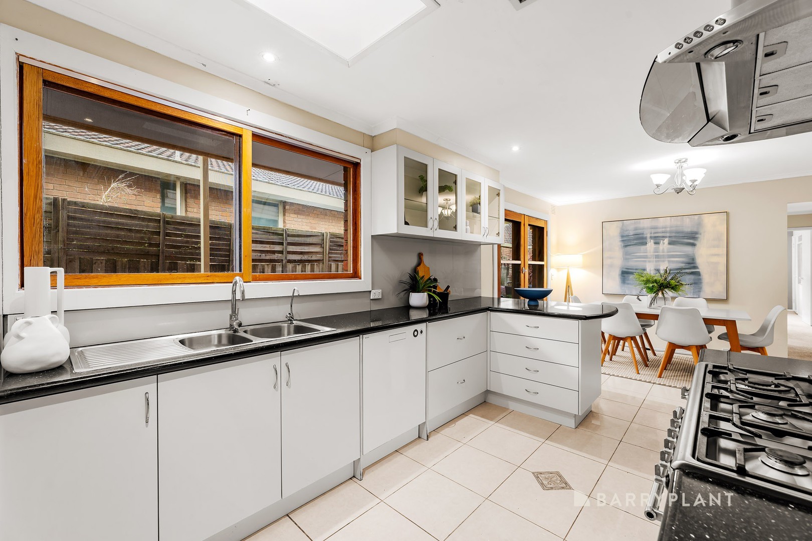 13 Brentwood Drive, Wantirna, VIC 3152, Wantirna - Thumbnail 3