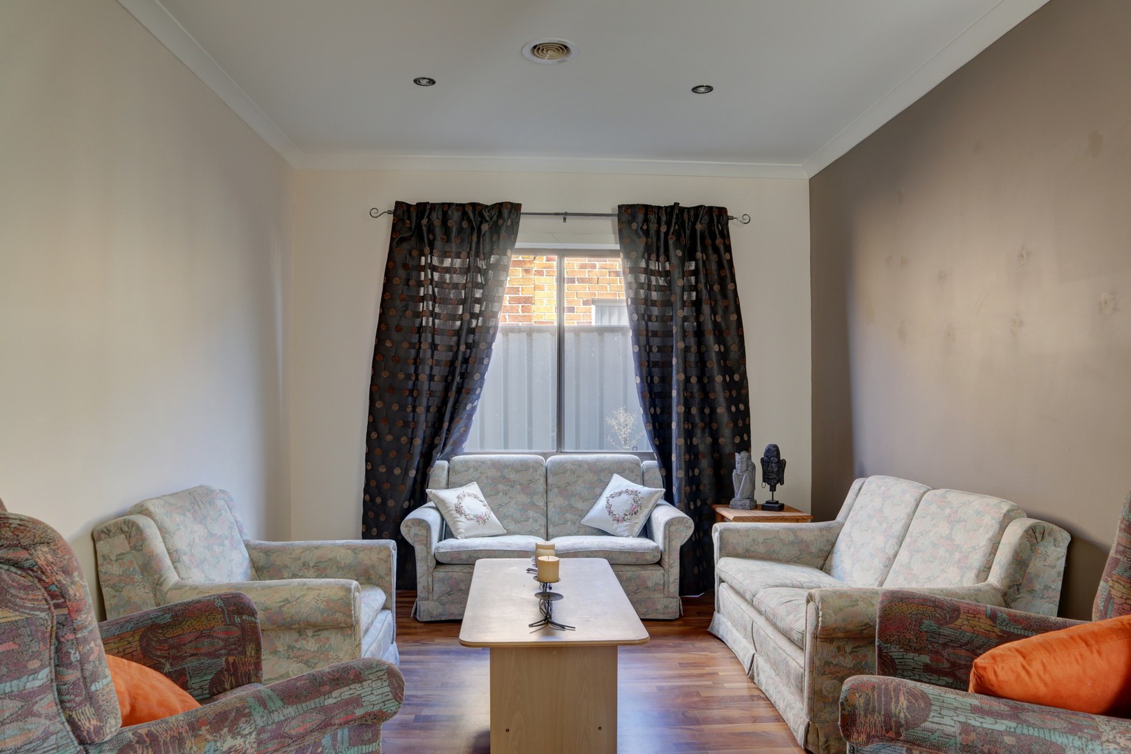 13 Brickwood Circuit, Craigieburn, VIC 3064, Craigieburn - Thumbnail 2