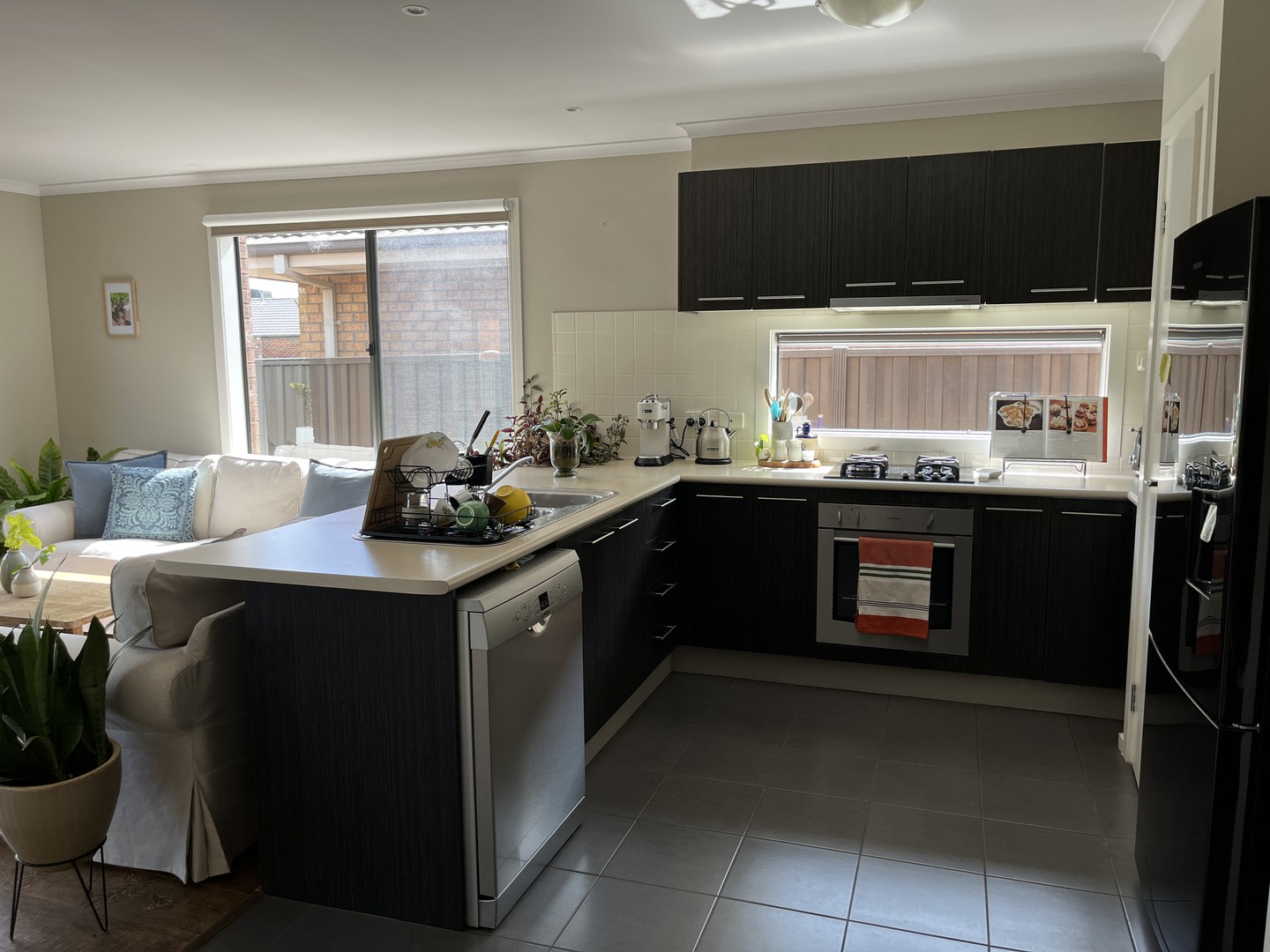 13 Brumby Street, Manor Lakes, VIC 3024, Manor Lakes - Thumbnail 7