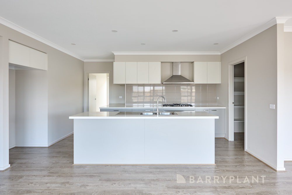 13 Buckland Drive, Warragul, VIC 3820 - Thumbnail 2 - 03/06/2025