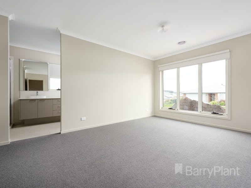 13 Buckland Drive, Warragul, VIC 3820, Warragul - Thumbnail 4