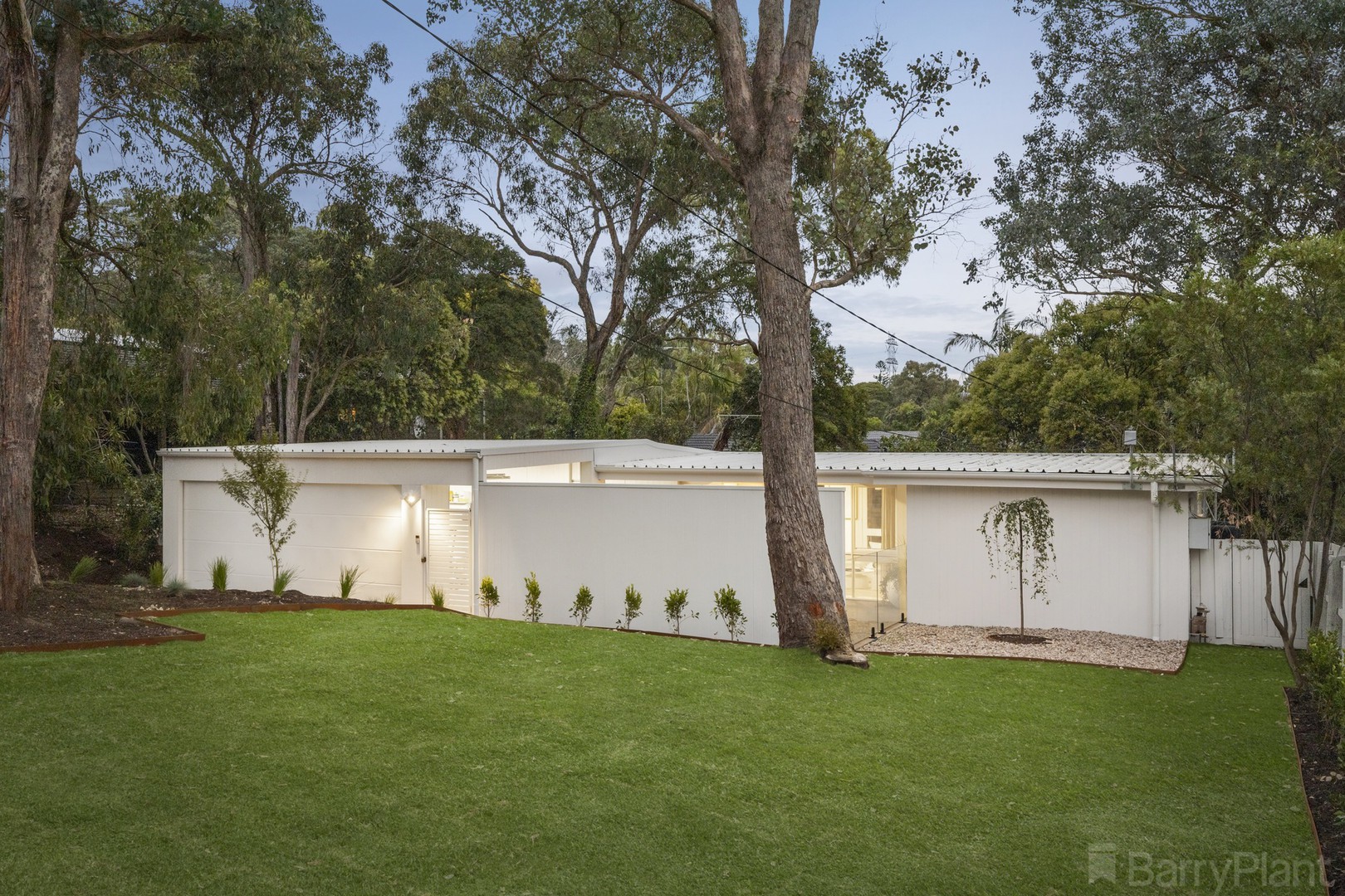 13 Burlock Avenue, Ringwood North, VIC 3134 - Thumbnail 2 - 17/03/2023