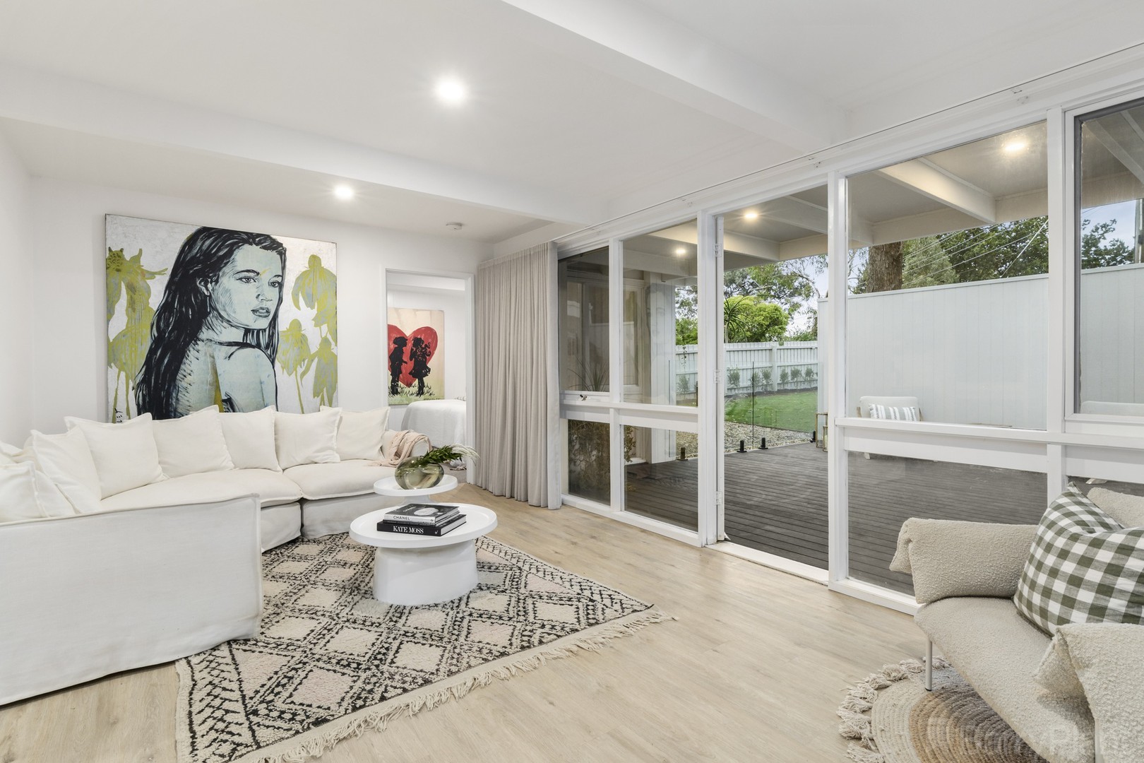 13 Burlock Avenue, Ringwood North, VIC 3134, Ringwood North - Thumbnail 3