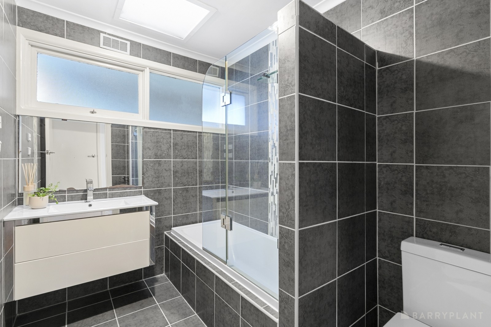 13 Bushlark Drive, Carrum Downs, VIC 3201, Carrum Downs - Thumbnail 6