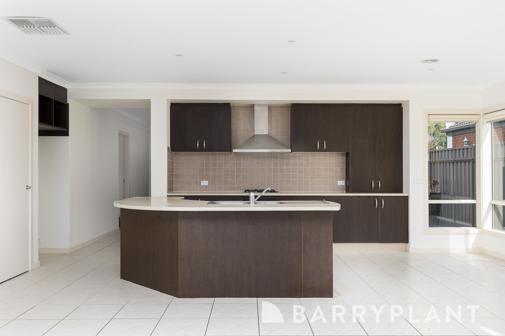 13 Caraway Crescent, Point Cook, VIC 3030, Point Cook - Thumbnail 2