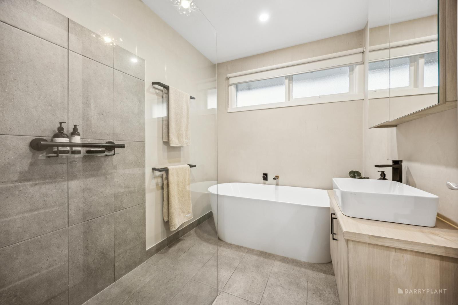 13 Carween Avenue, Mitcham, VIC 3132, Mitcham - Thumbnail 7