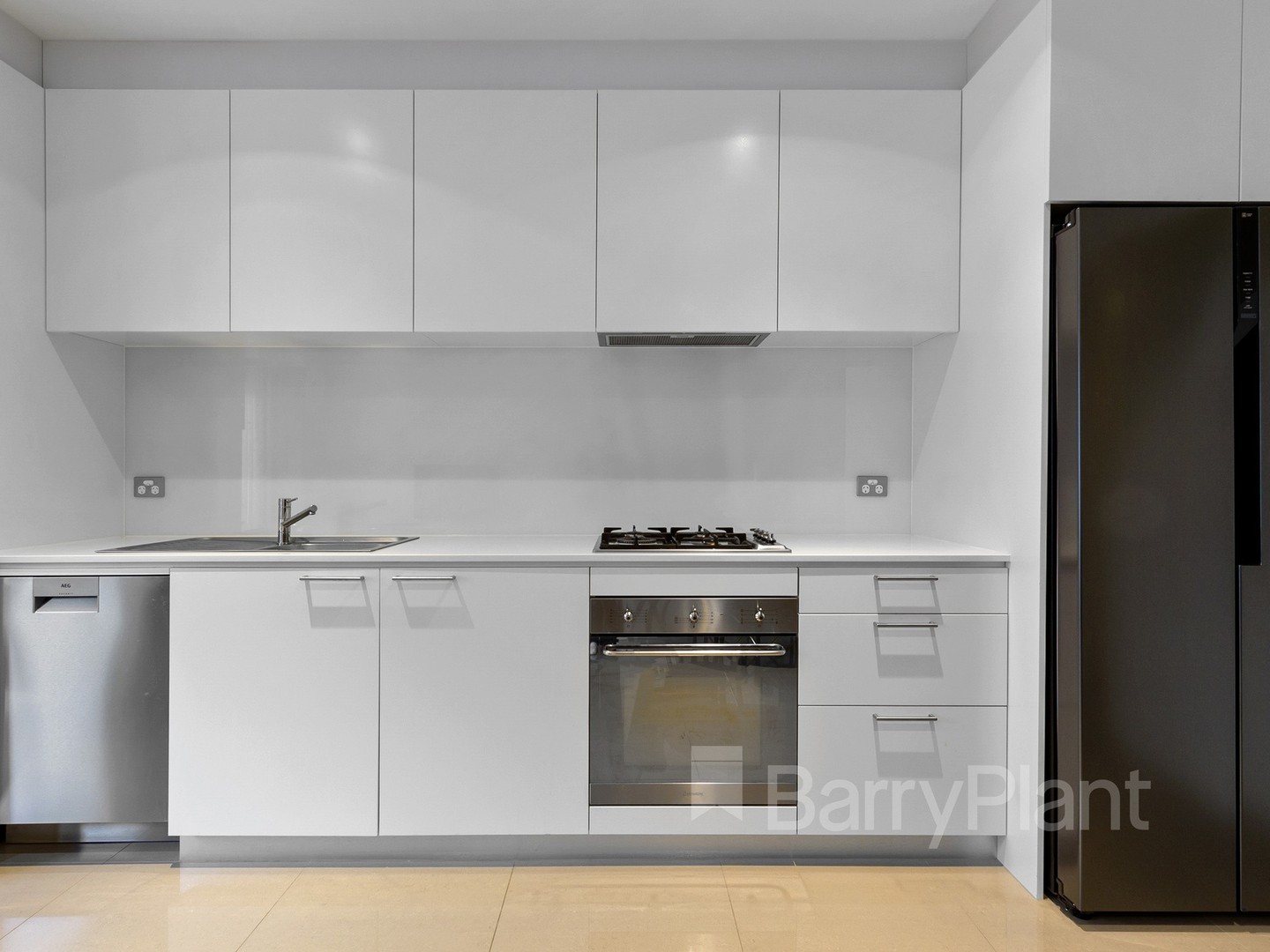 13 Cascades Way, Wantirna South, VIC 3152 - Thumbnail 2 - 07/09/2026
