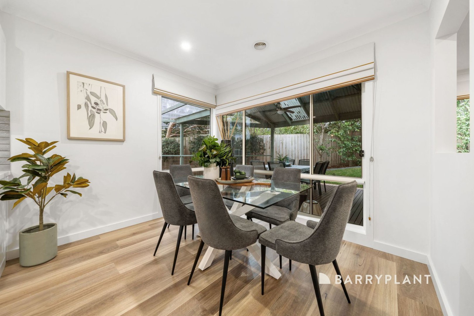 13 Catalpa Place, Lysterfield, VIC 3156, Lysterfield - Thumbnail 8