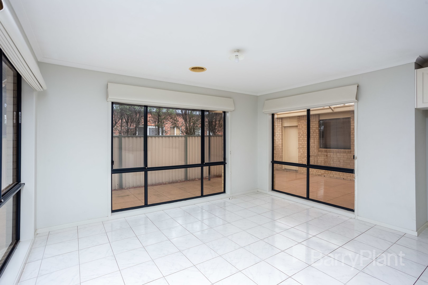 13 Catania Avenue, Point Cook, VIC 3030, Point Cook - Thumbnail 4